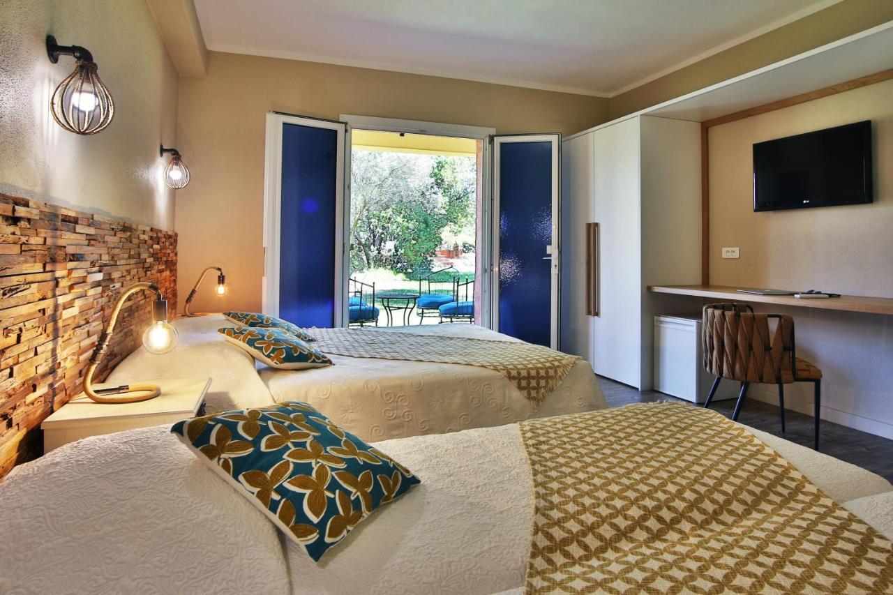 Hotel Du Pont De L'Oso Lecci Εξωτερικό φωτογραφία