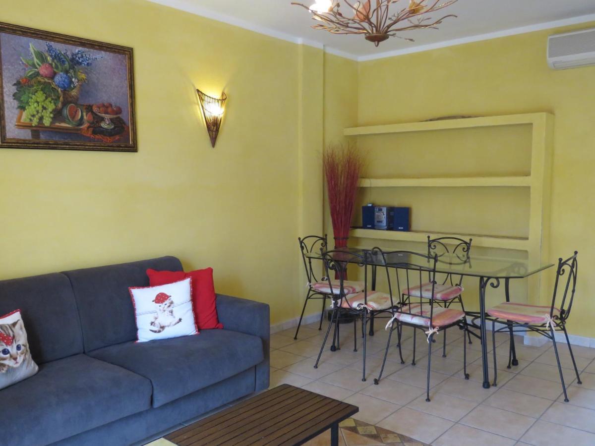 Hotel Du Pont De L'Oso Lecci Εξωτερικό φωτογραφία